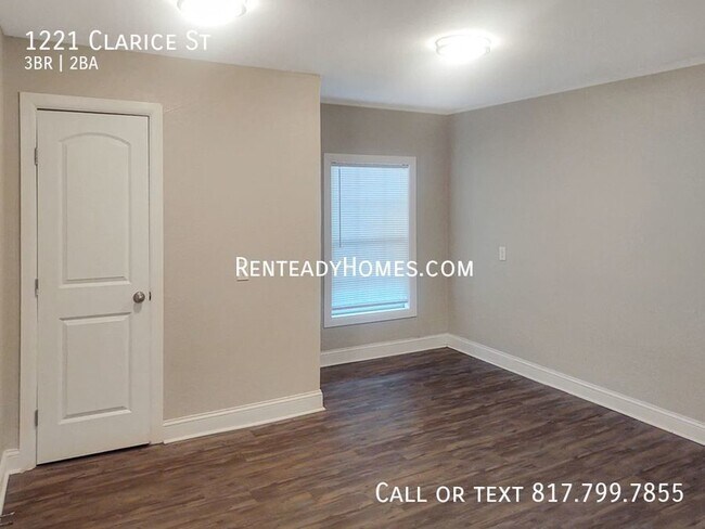 Building Photo - 1221 Clarice St