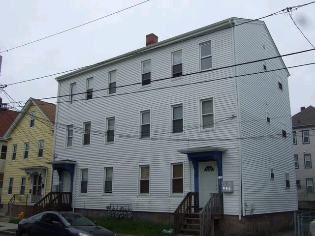 Building Photo - 132-134 Division St
