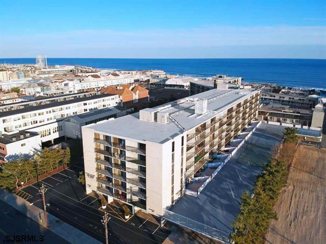 Primary Photo - 935 Ocean Ave