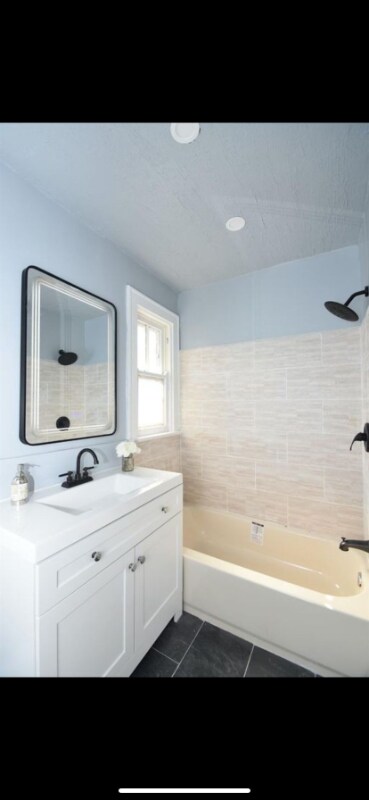 Foto del edificio - 23 Thill St