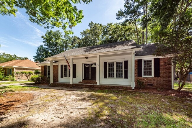Building Photo - 3 Bedroom 2 Bath Home in Kings Grant - Summerville