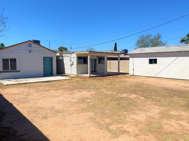 Building Photo - Beautiful 3 bedroom home!