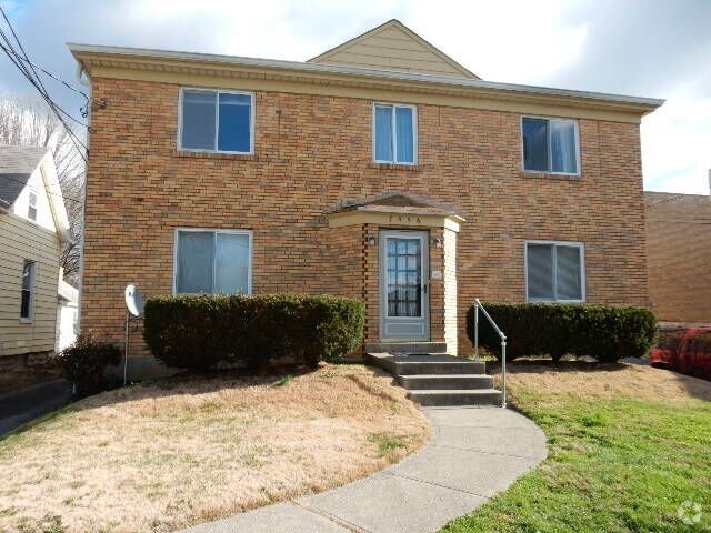 Building Photo - 7456 Edgemont Rd