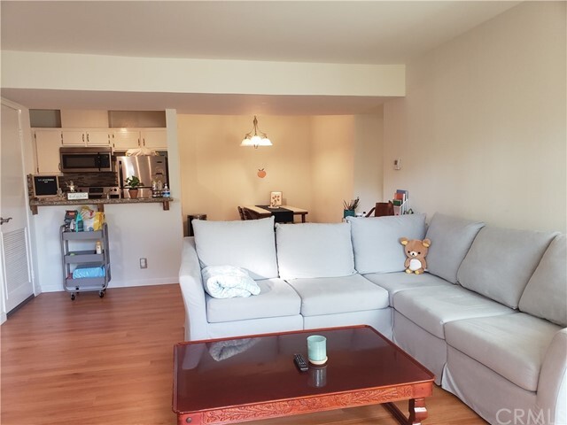 Building Photo - 25671 Le Parc