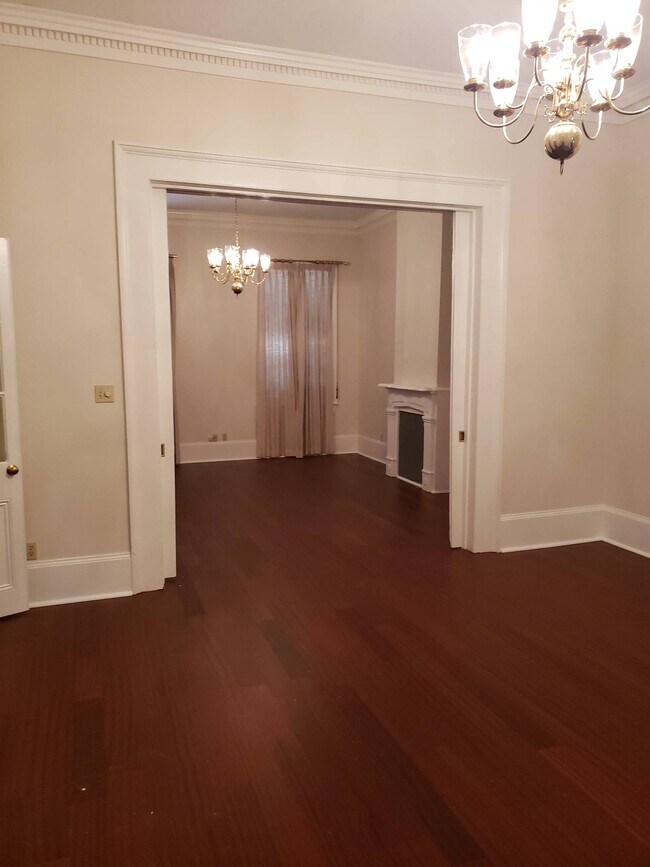 Foto del edificio - 926 St Louis St