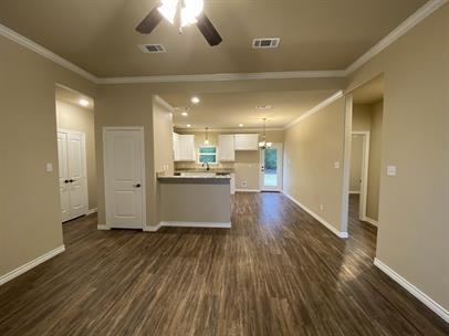 Building Photo - 103 Deep Cove Dr