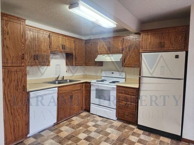 Building Photo - 1725 Fetterman Dr