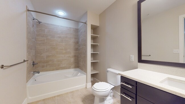 Interior Photo - Channel Mission Bay