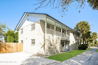 Building Photo - 1012 2nd St S