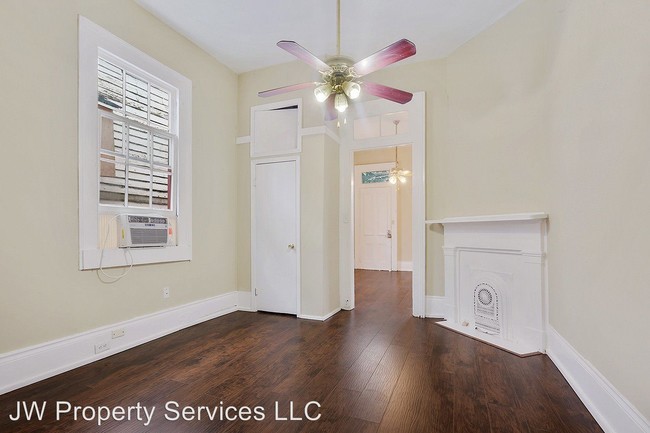 Building Photo - 2 br, 1 bath Apartment - 1533 Music Street