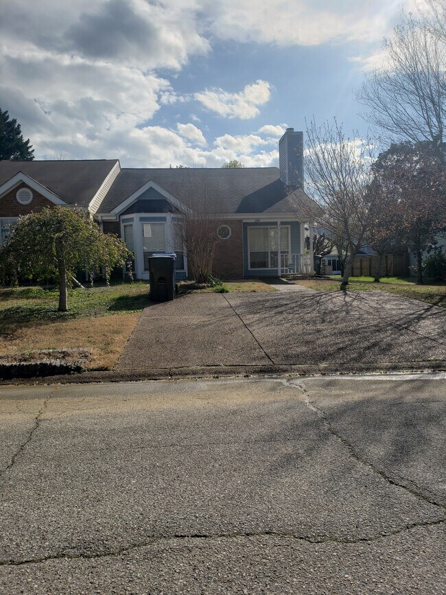 Building Photo - 1264 Greenbrook Ln