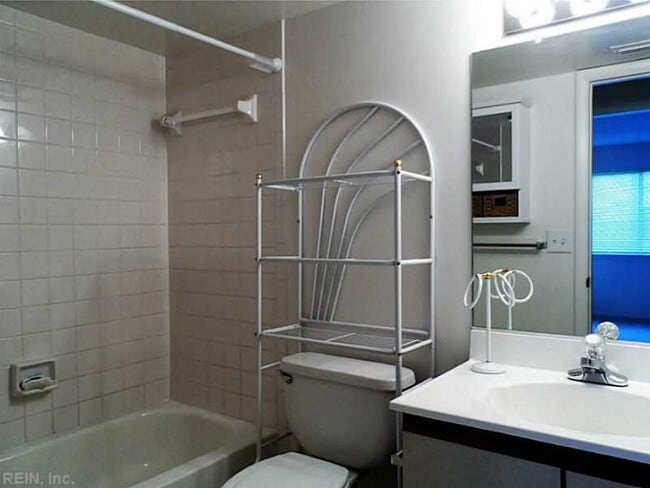 Foto del edificio - 529 Pheasant Run