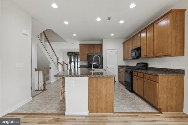Building Photo - 25485 Feltre Terrace