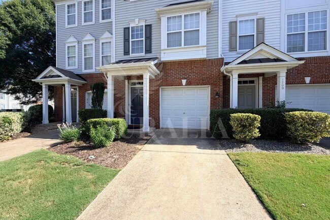 Foto del edificio - 1707 Zachary Brook Ln