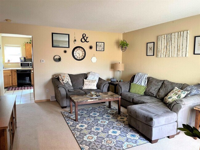 Foto del edificio - 1933 Northwestern Ave