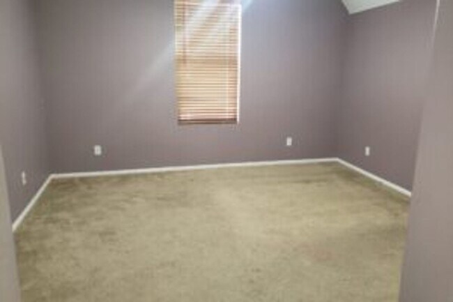 Foto del edificio - Large Orange Crest 5 bedroom 4.5 bathroom