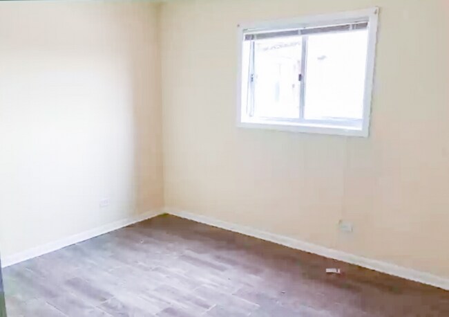 Foto del edificio - 1418 Carol St