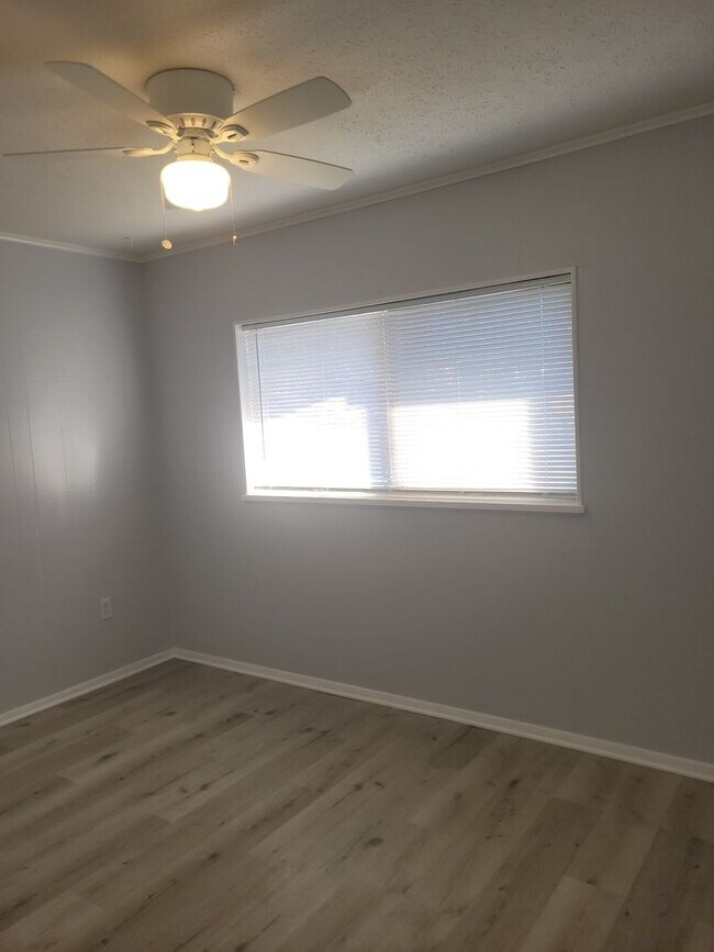Foto del edificio - 2 Bedroom, 1 Bath