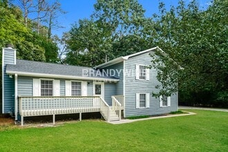 Building Photo - 95 Stone Wood Ln