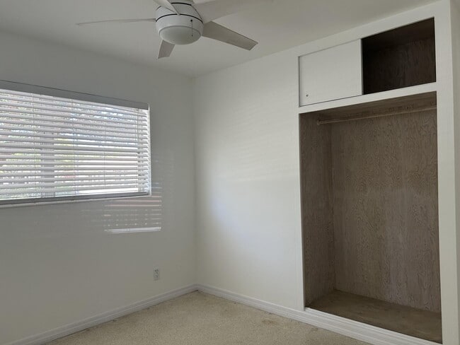 Building Photo - 396 Tequesta Dr