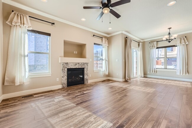 Foto del edificio - 859 Redemption Point