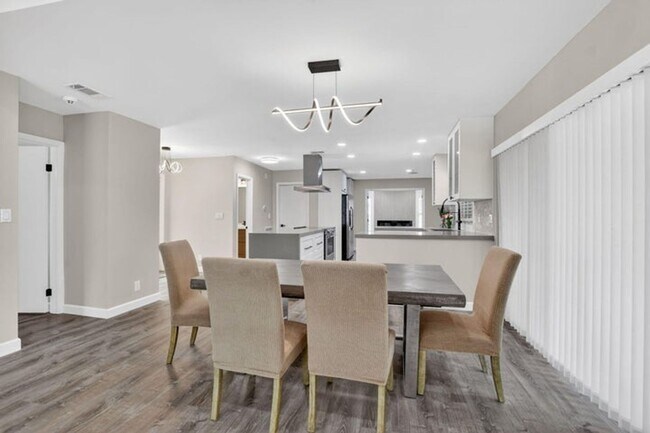 Foto del edificio - 3068 NW 25th Way