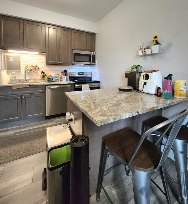Foto del edificio - Gorgeous Brand New Construction 1 Bed in H...