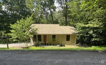 Building Photo - 46 Madison Heights Dr