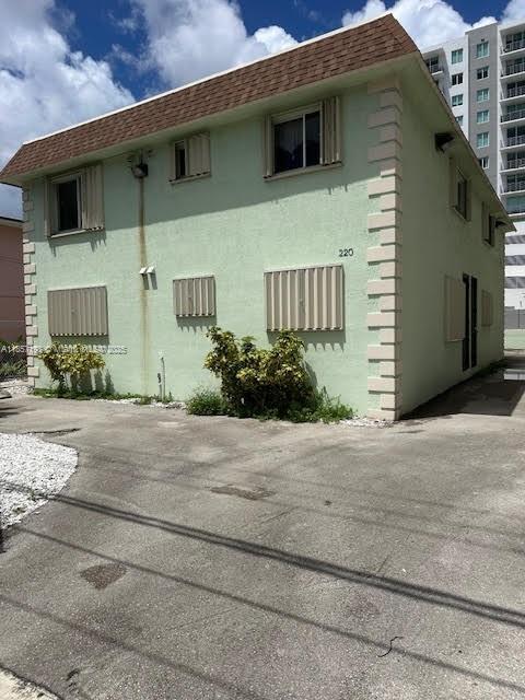 Building Photo - 220 NW 7th Ave