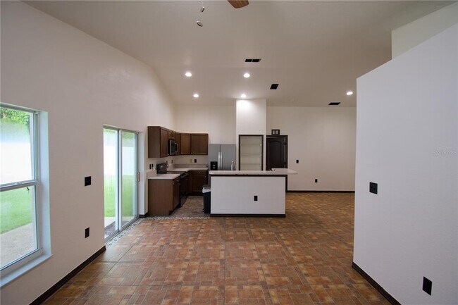 Building Photo - 1821 Wallace Manor Ln