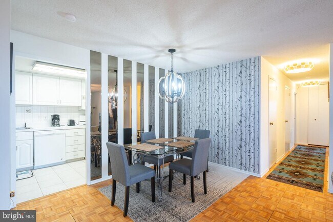 Foto del edificio - 100 West Ave