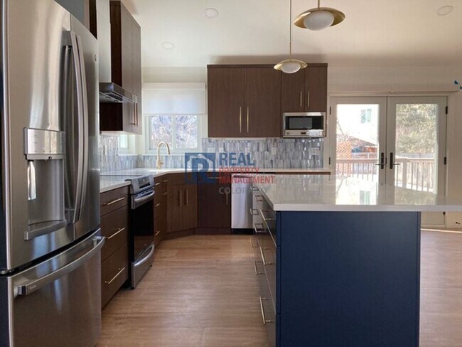 Foto del edificio - 10047 Deer Creek St