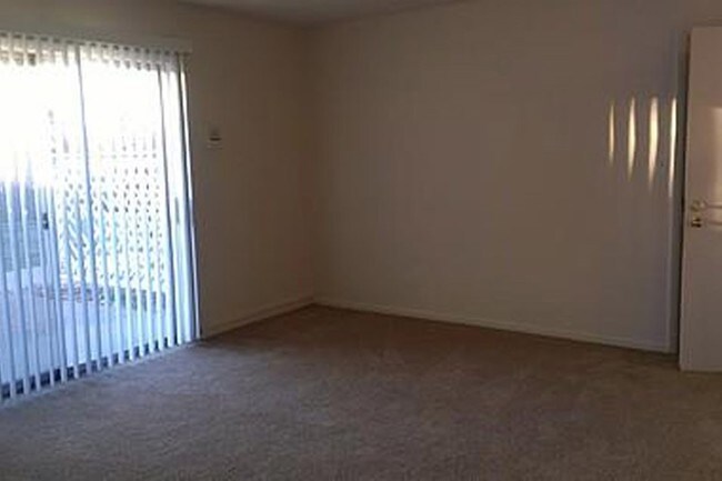 Foto del edificio - zzBethany Park Plaza