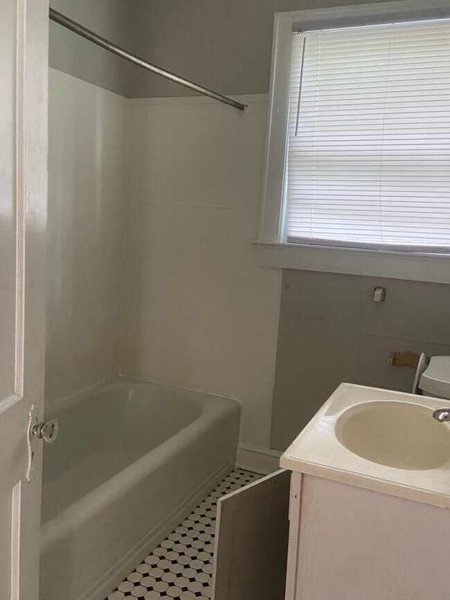 Foto del edificio - 2726 Fulton St