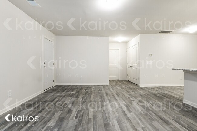 Foto del edificio - 162 Village Creek Dr.