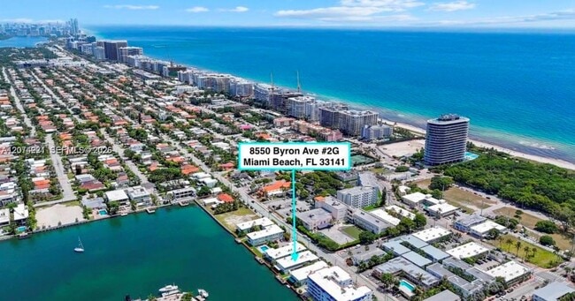 Foto del edificio - 8550 Byron Ave