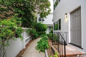 Building Photo - 459 Jersey St