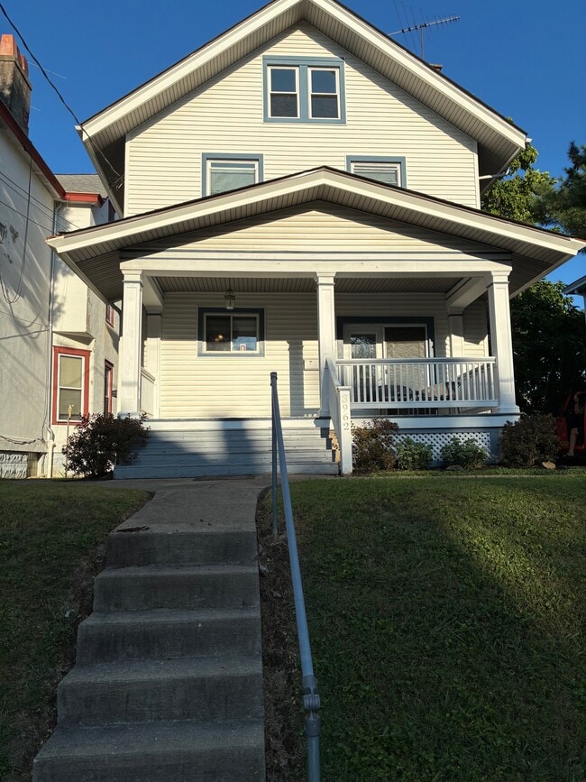 Building Photo - 3962 Spencer Ave