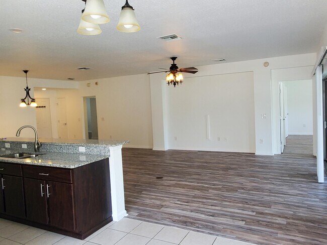 Foto del edificio - 5521 SW 43rd St