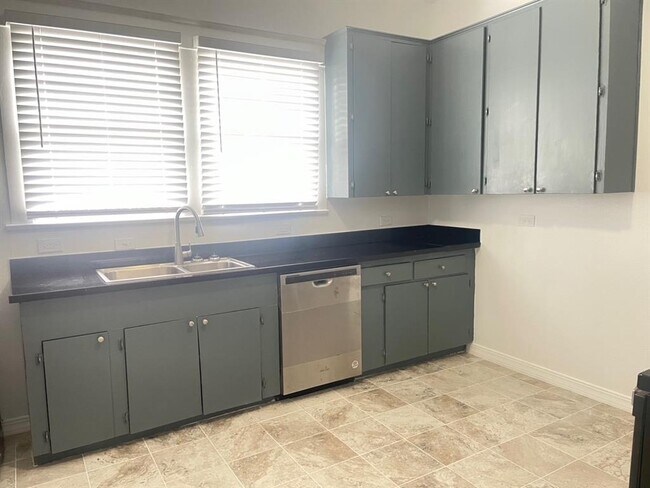 Foto del edificio - 4310 Mt Vernon St