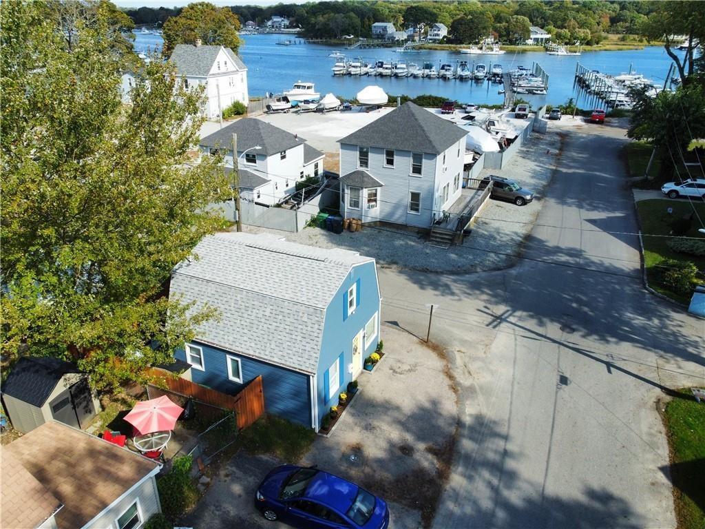 33 Mohawk Ave, Warwick, RI 02889 House Rental in Warwick, RI