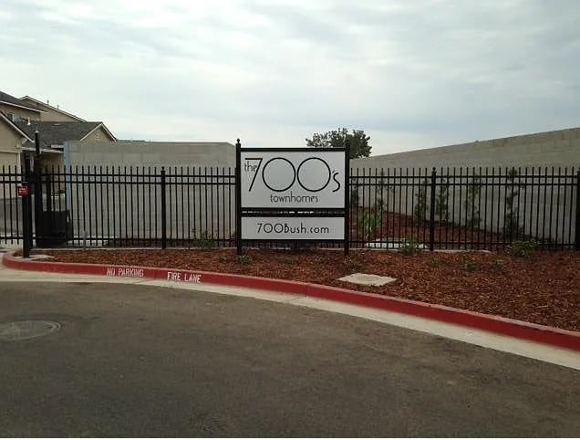 Primary Photo - 700 Bush Ave