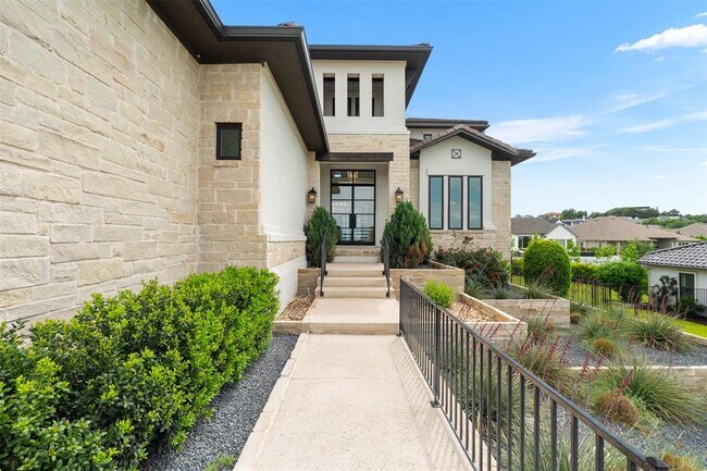 Foto del edificio - 702 Serene Estates Dr