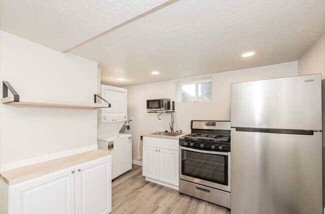 Foto del edificio - 310 N 850 W