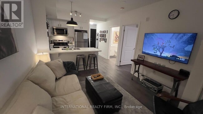 Building Photo - 1936 Rymal Rd E