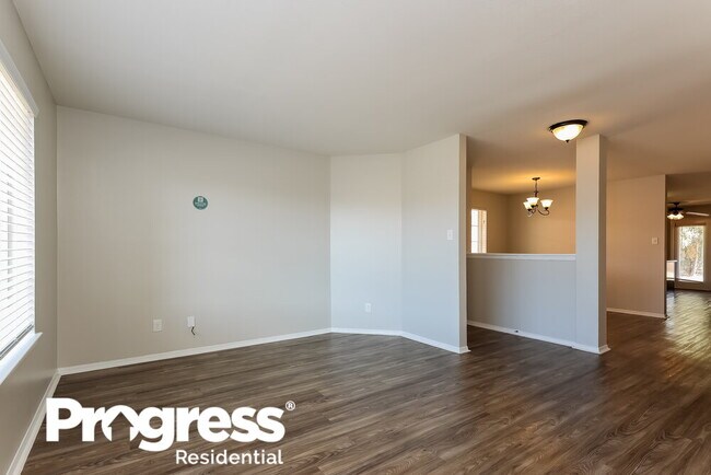 Building Photo - 4713 Loma Del Rey Cir