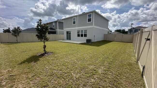 Building Photo - 2919 Sanctuary Dr