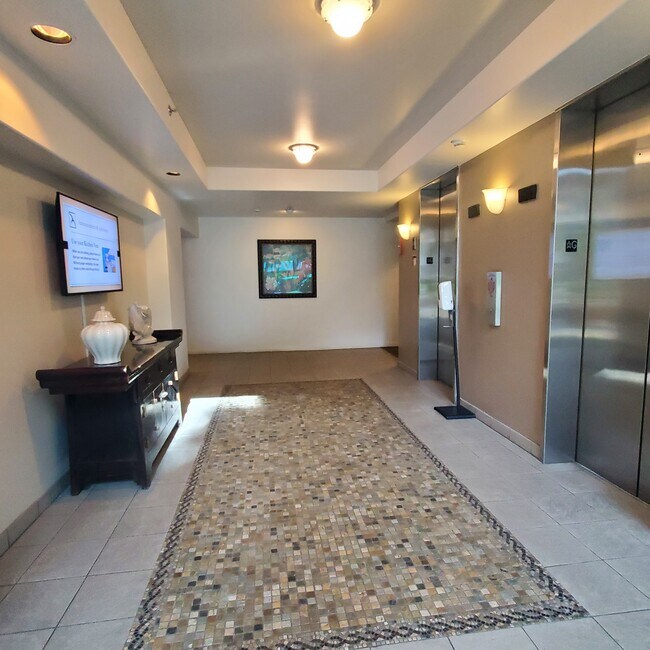 Elevator area - 1 Keahole Pl