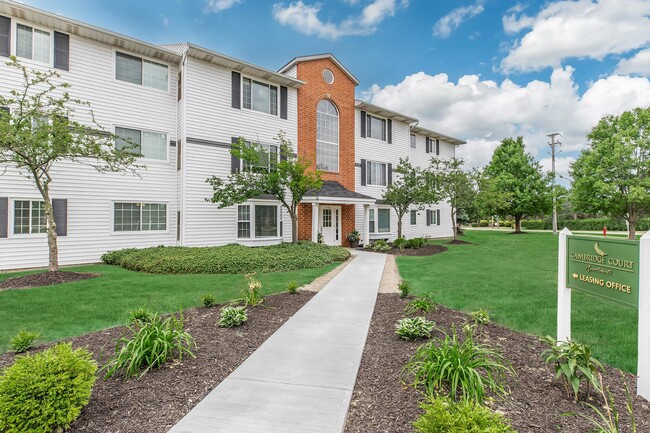 Building Photo - Cambridge Court Apartments