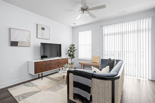 Building Photo - 8510 Westfield Blvd